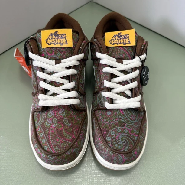 Dunksb腰果花 44码原盒配件 全新鞋带吊牌 Paisley
