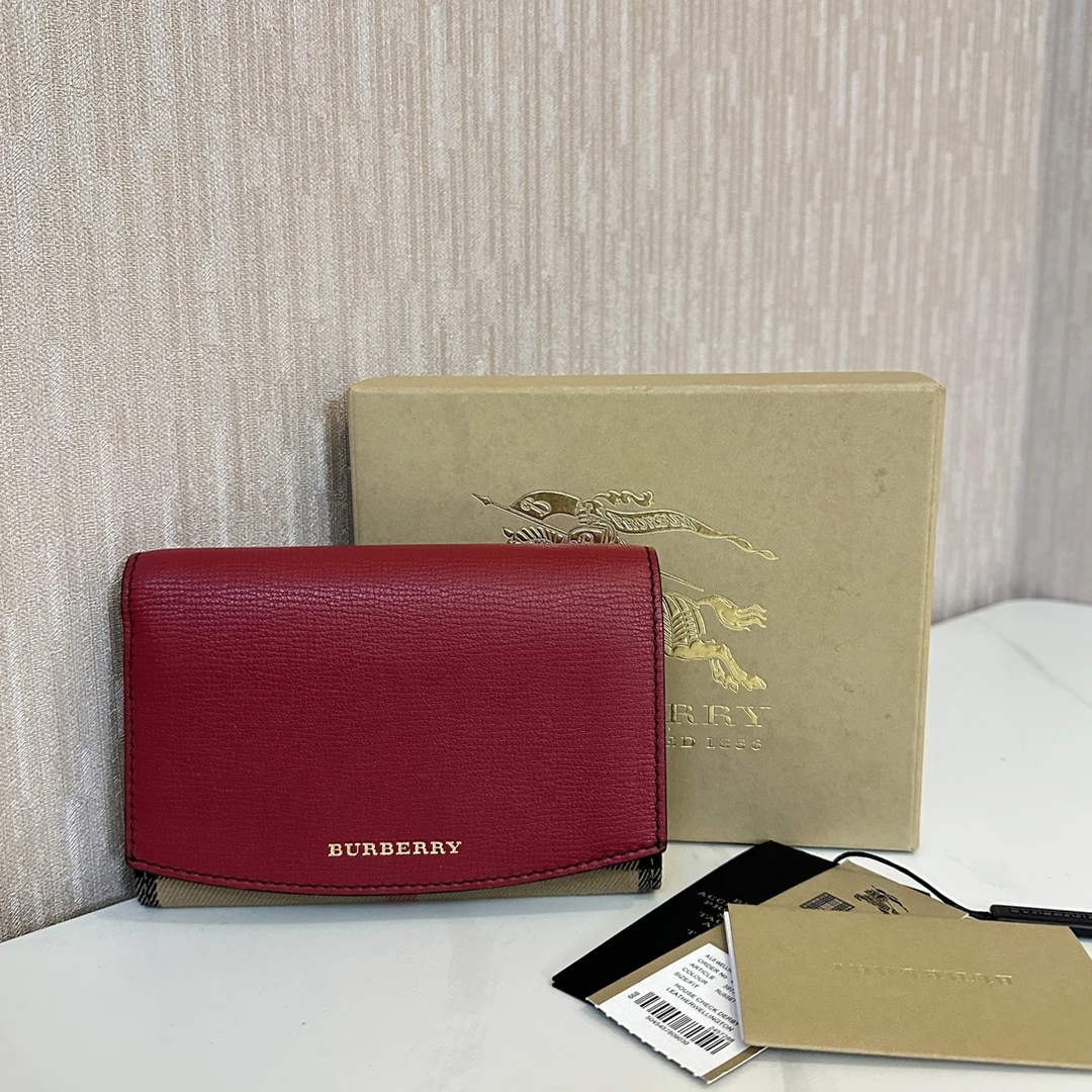 95新 BURBERRY/博柏利 一桃/98新/巴宝莉 拼色格纹折叠钱包