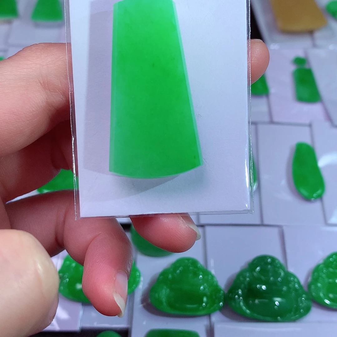 吊坠(赠链)未镶嵌翡翠天然翡翠