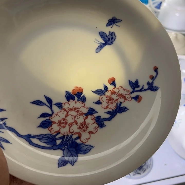 八寸手绘窝盘两个微瑕