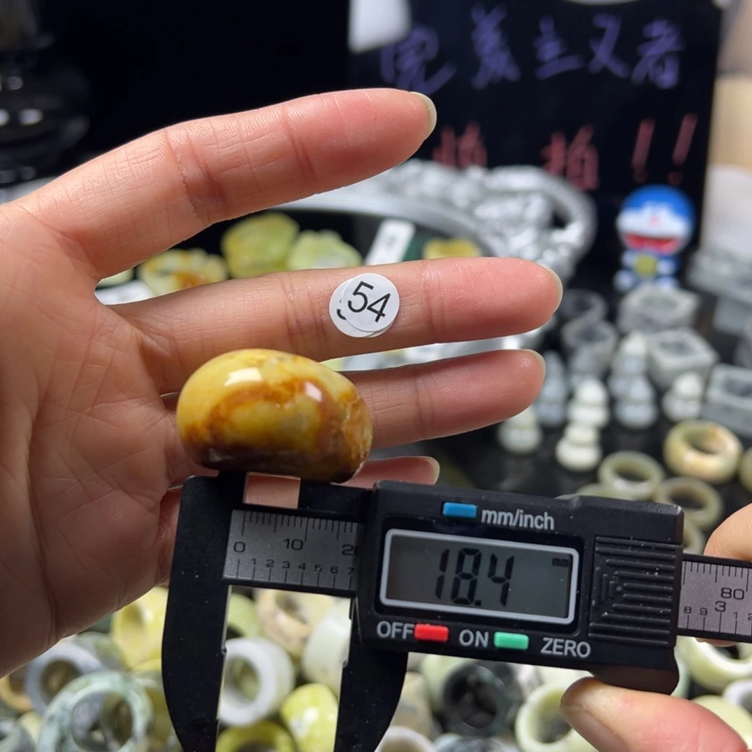 蛇纹石玉未镶嵌戒指