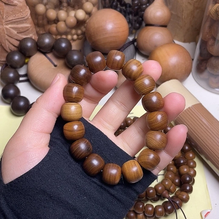 檀香木手串/手链老山檀香13/14黑肉满纹沉