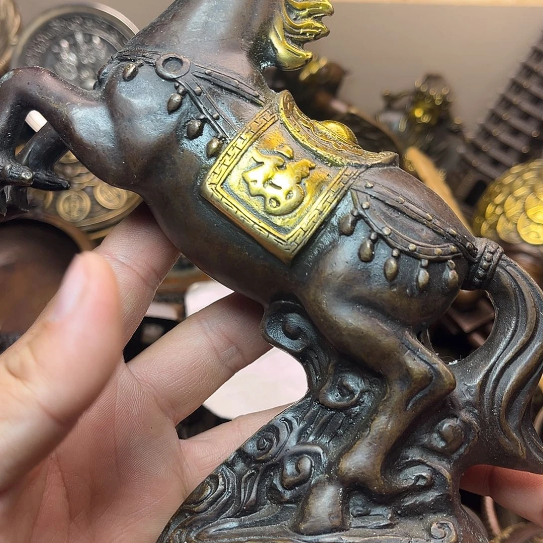 精美铜器工艺品等