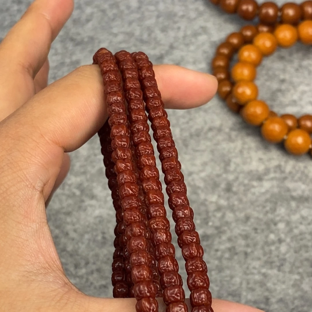 山***远金刚菩提吊坠佛手