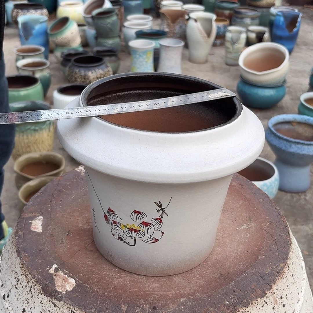 高度20厘米口18厘米