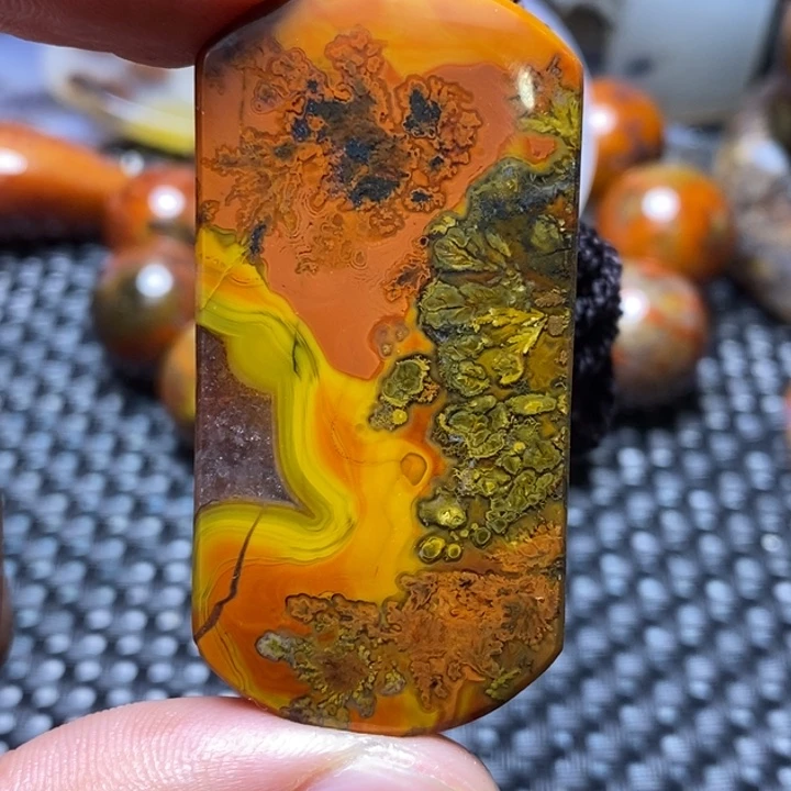 玛瑙/玉髓颈饰未镶嵌