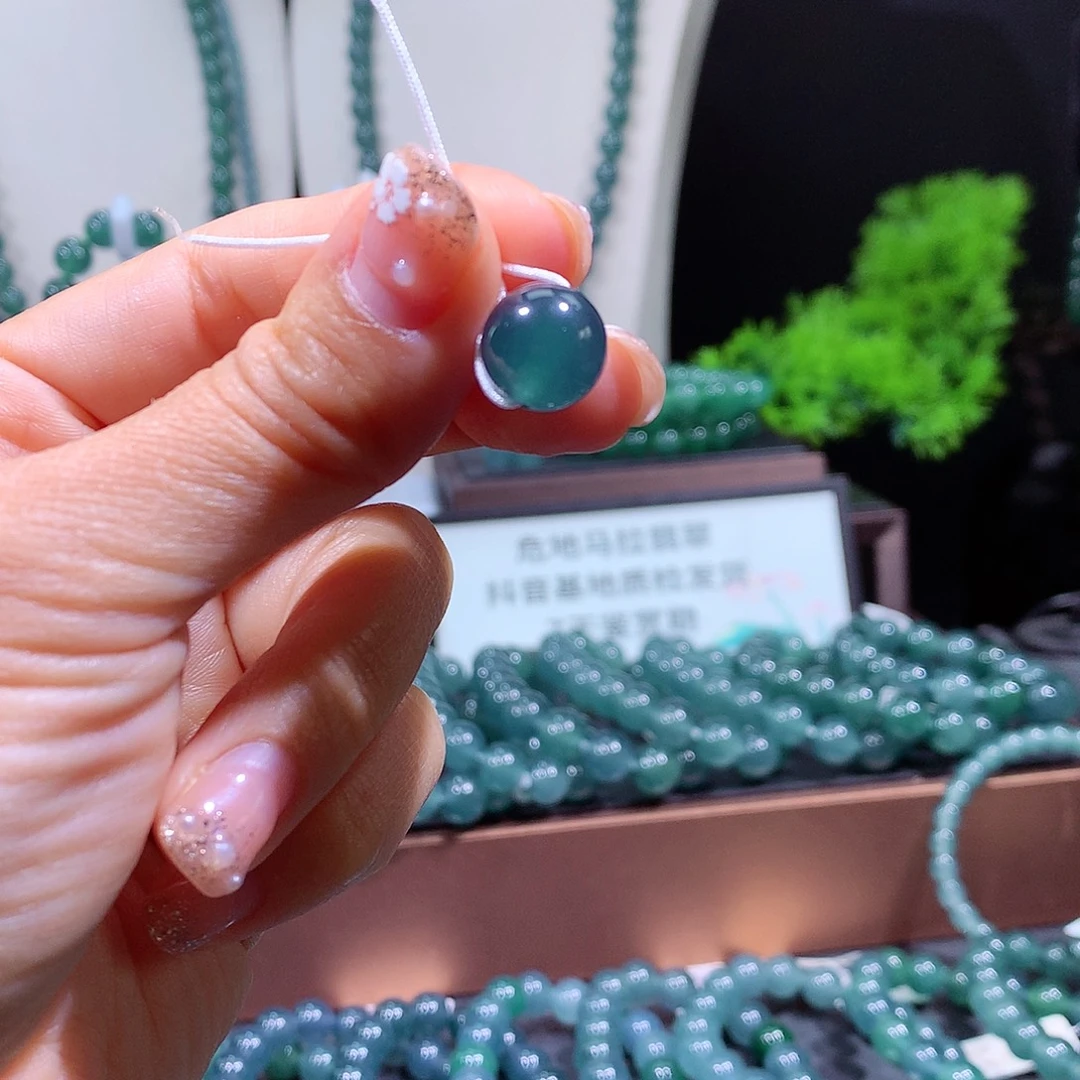 莫***问翡翠未镶嵌手链天然a货翡翠单珠
