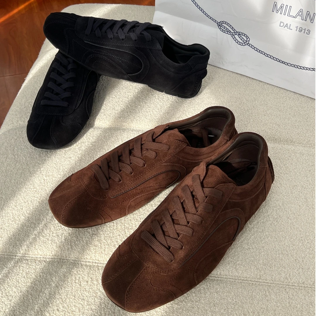 意卡伦萨 高丝光牛反绒运动德训鞋徒步通勤平底休闲鞋XZ-ZD9978