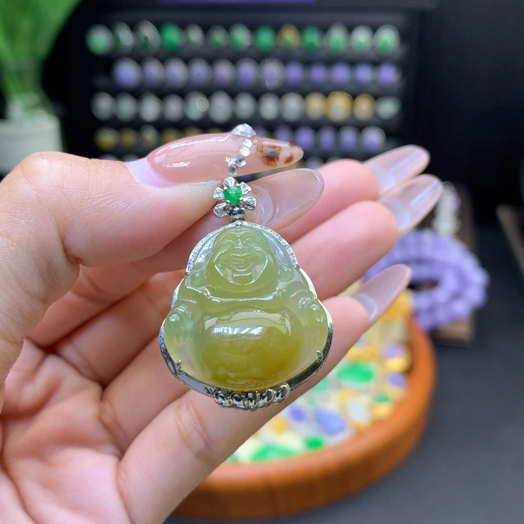 翡翠18K金镶嵌颈饰