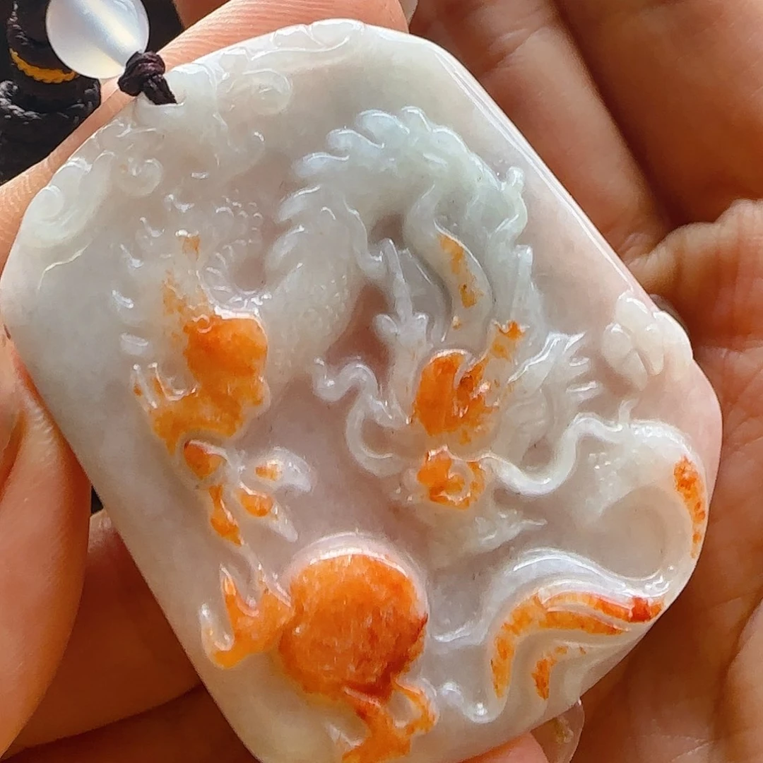 翡翠颈饰未镶嵌翡翠50