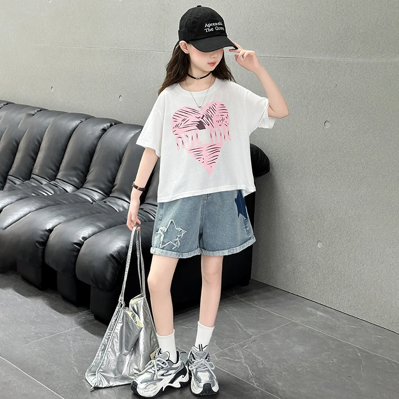 女童卡通夏季套装2025新款爱心半袖上衣儿童休闲牛仔短裤两件套潮