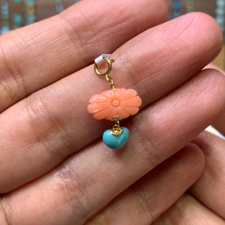 绿松石18K金镶嵌吊坠