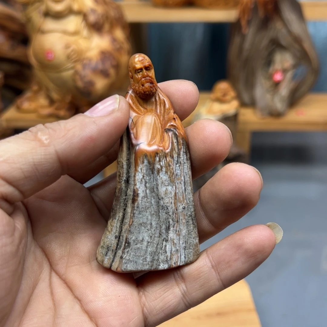 無***逛木崖柏木摆件手把件