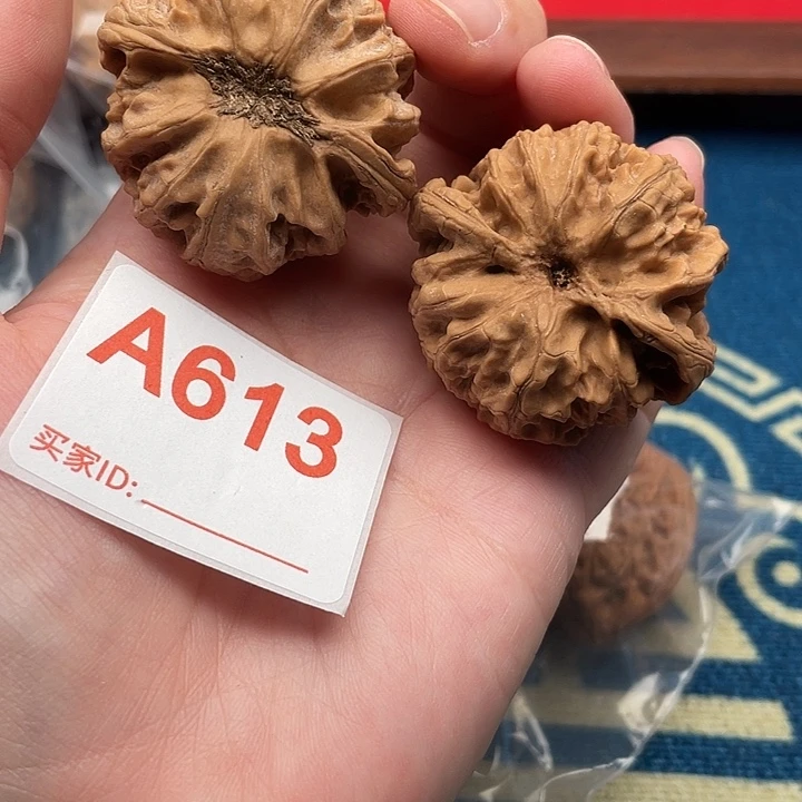 文玩核桃把件核桃
