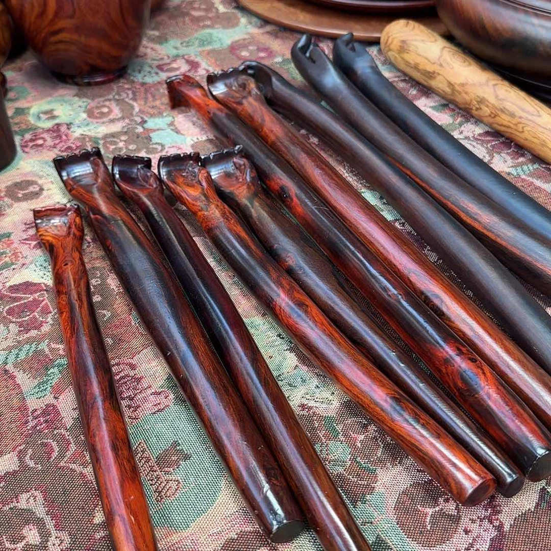 老挝大红酸枝实用精美