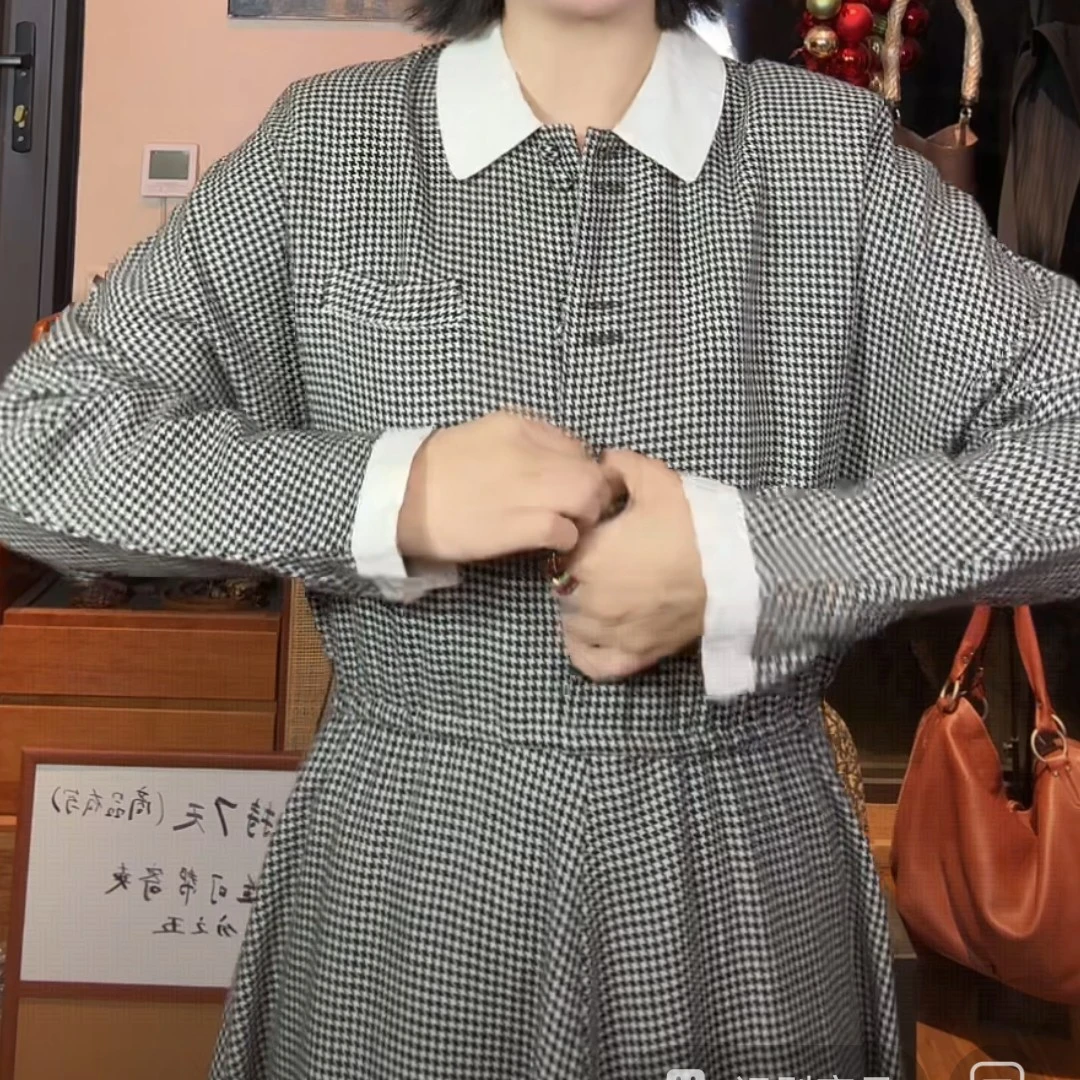 千鸟格衬衫领连衣裙