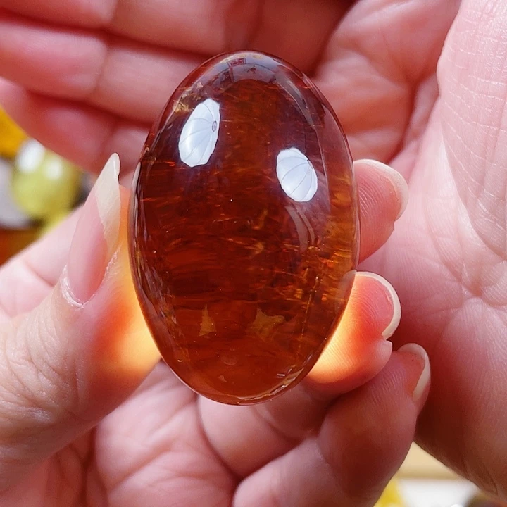 琥珀未镶嵌裸石吊坠