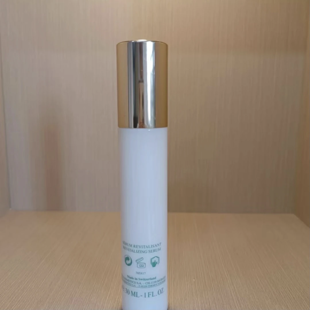 法眼霜m润涂抹大