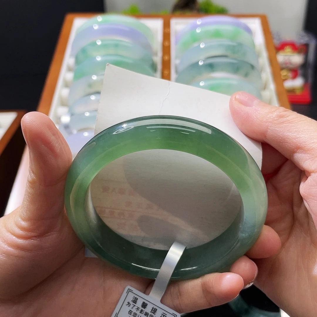 翡翠未镶嵌手镯57.8