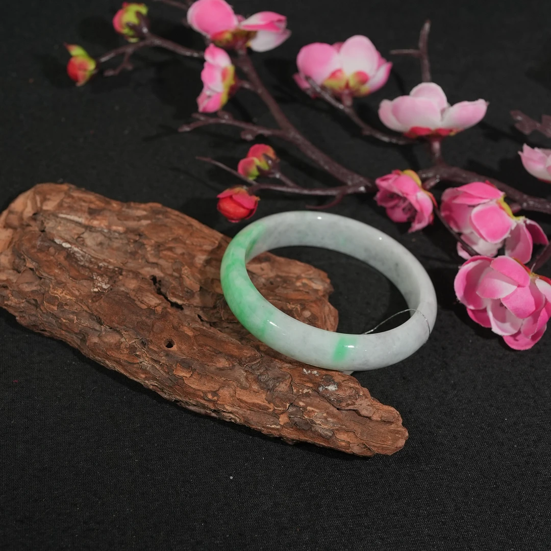 11.13香港王老板-翡翠手镯7c119