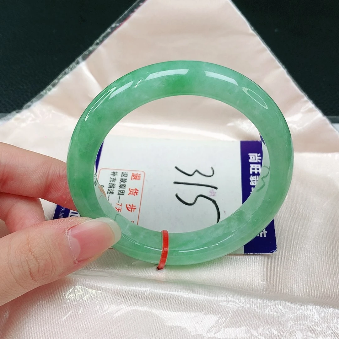 未镶嵌手镯翡翠翡翠手镯