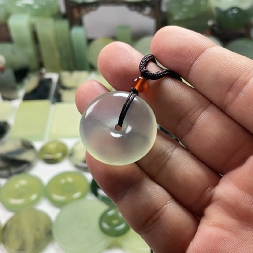 【闪购商品】未镶嵌岫玉挂件最***七