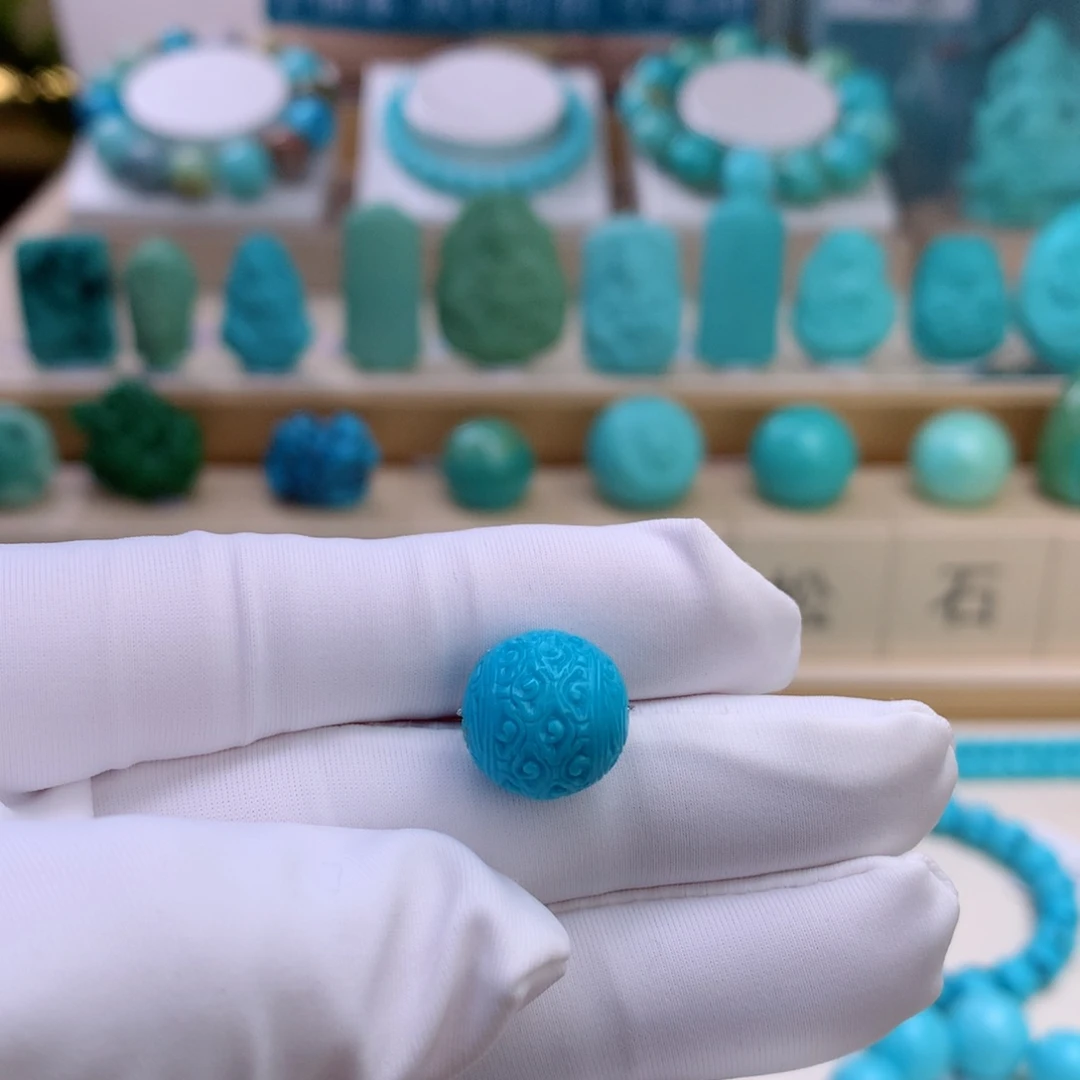 绿松石未镶嵌挂件