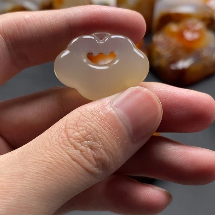 玛瑙/玉髓未镶嵌颈饰玛瑙