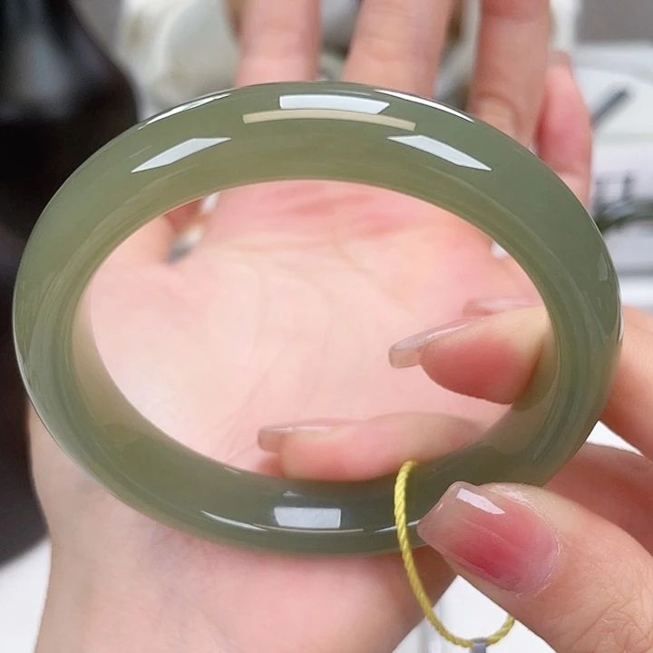 和田玉手镯58未镶嵌