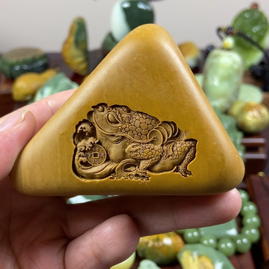 木变石未镶嵌摆件
