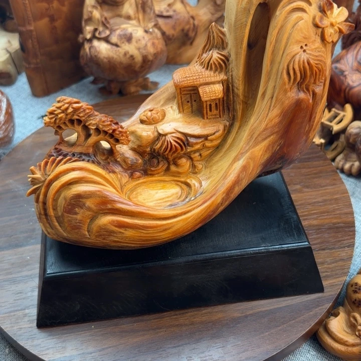 L***玩太行崖柏手把件的设计和制作