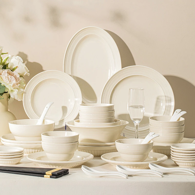 釉下彩景德镇陶瓷餐具奶油风新款碗盘套装家用高颜值乔迁新居送礼