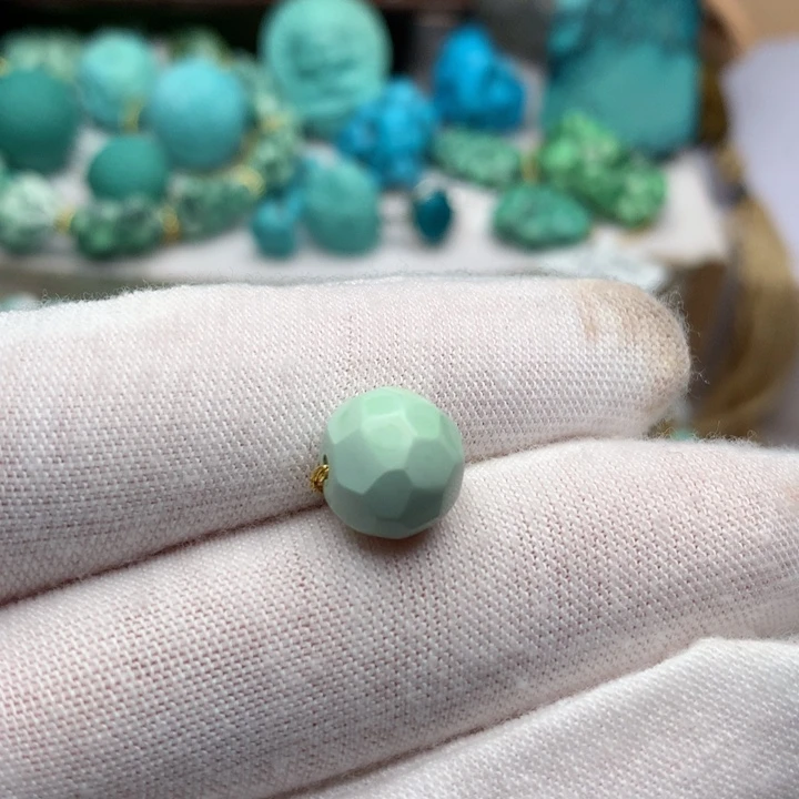 绿松石未镶嵌珠宝奇石10.1mm