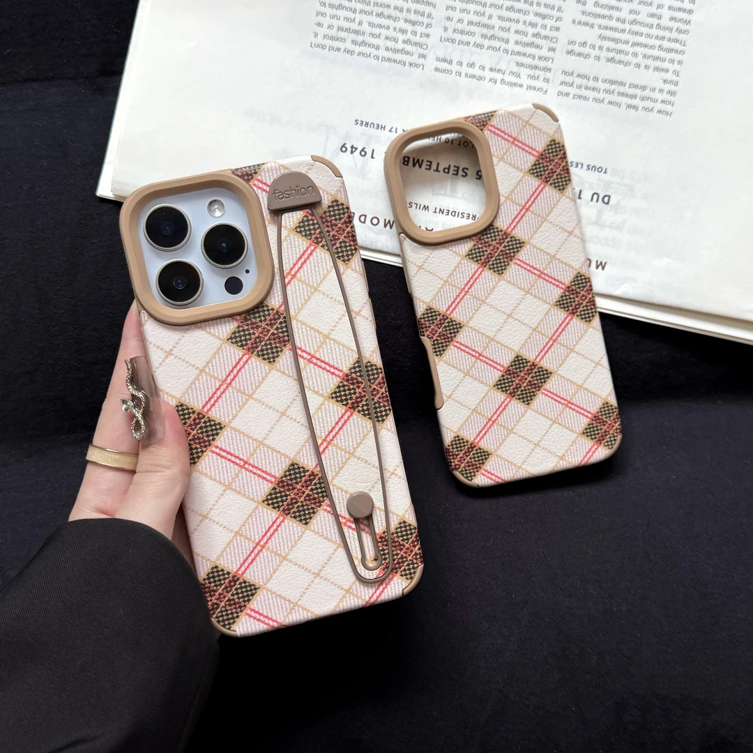 MEIKOCASE小香风格纹手机壳适用苹果17ProMax英伦风16腕带款15/14