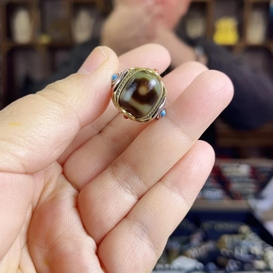 玛瑙/玉髓颈饰合金坑*