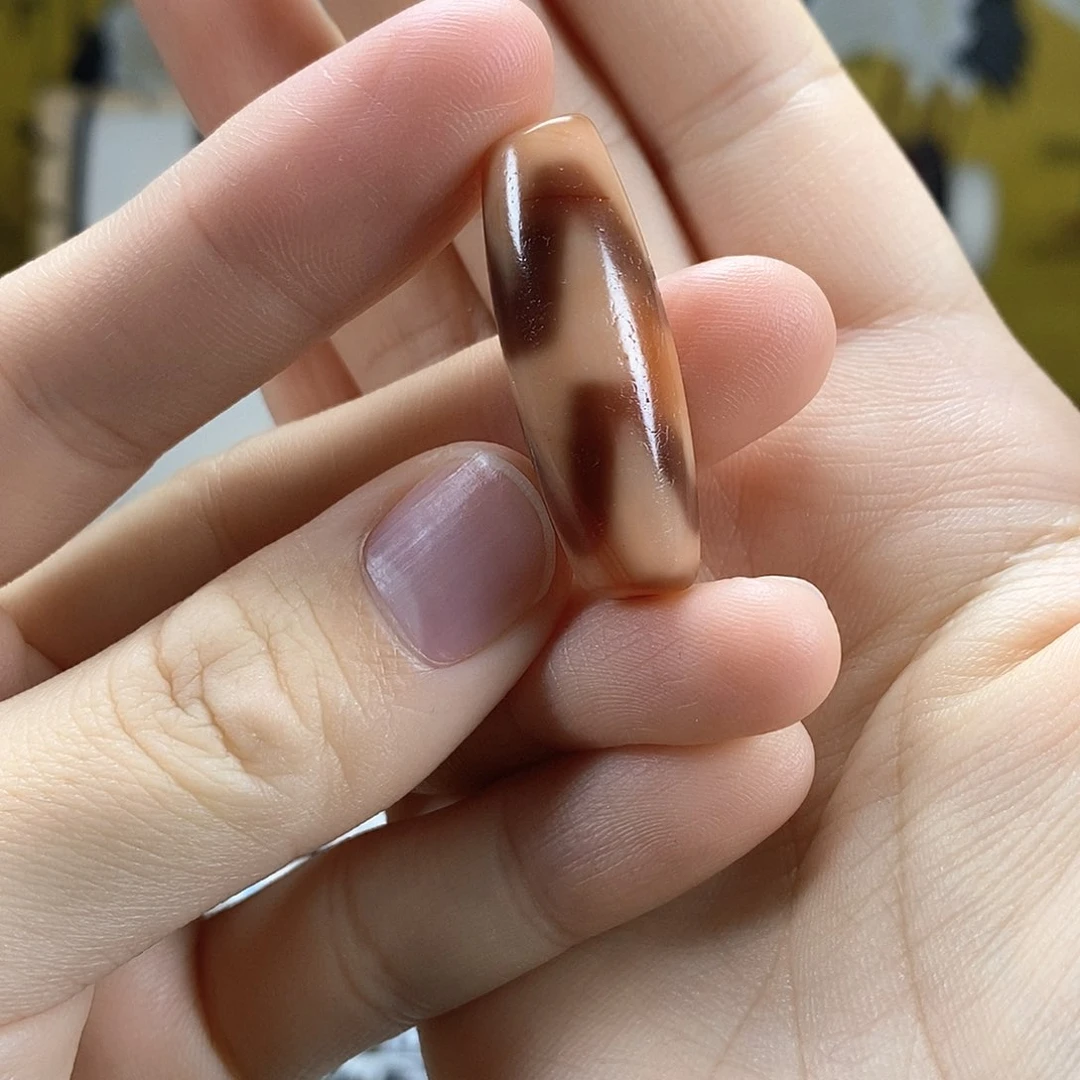 玛瑙/玉髓散珠双牙牙