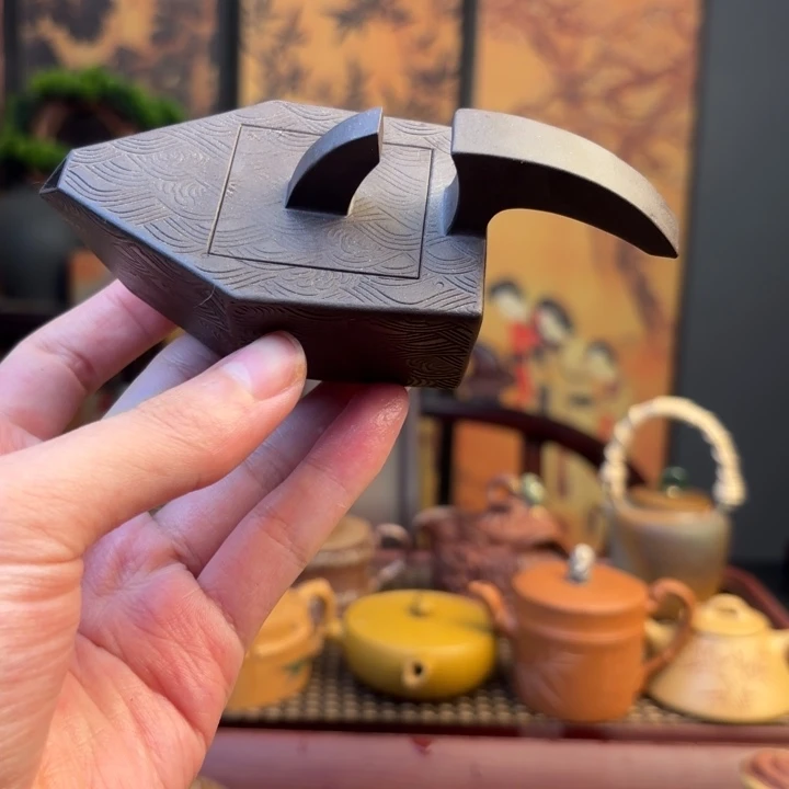 T****g不想理她吗啊怎么又开始装