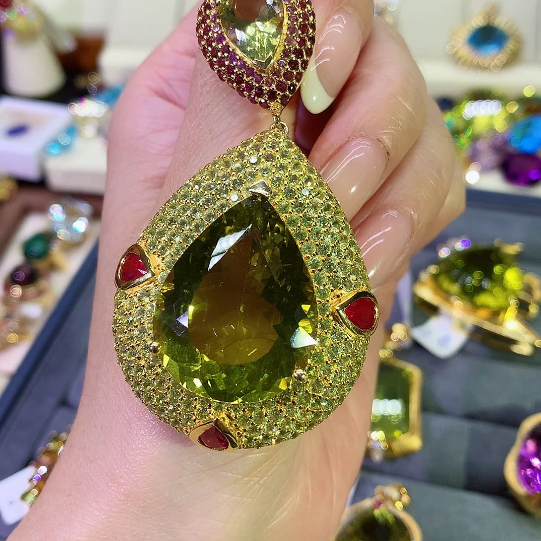 银S925镀金镶嵌颈饰黄晶云**?