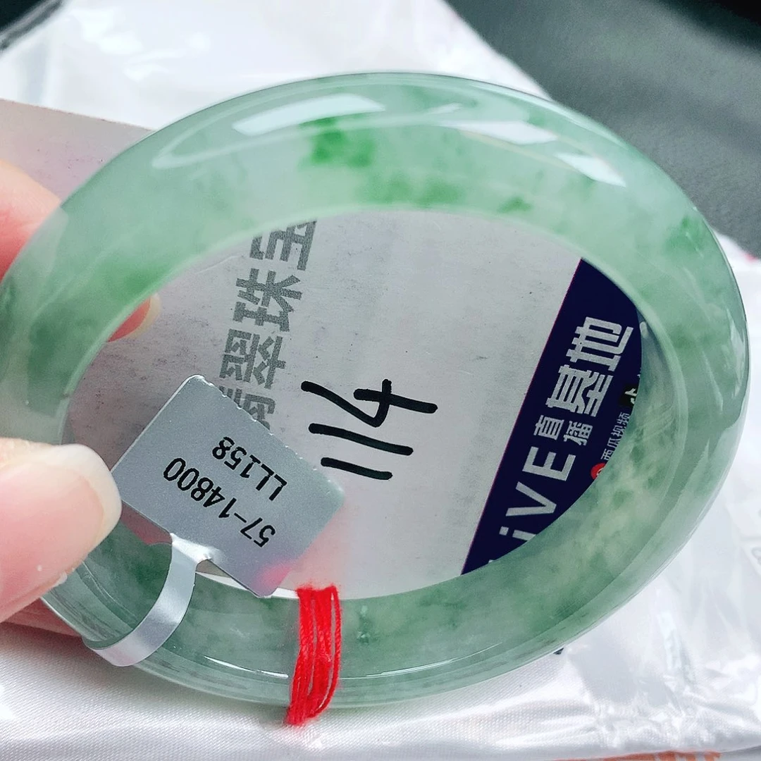 翡翠未镶嵌手镯缅甸天然A货翡翠手镯