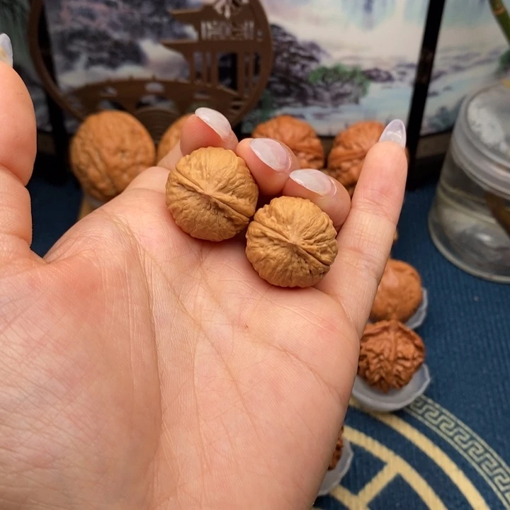 文玩核桃把件小金豆