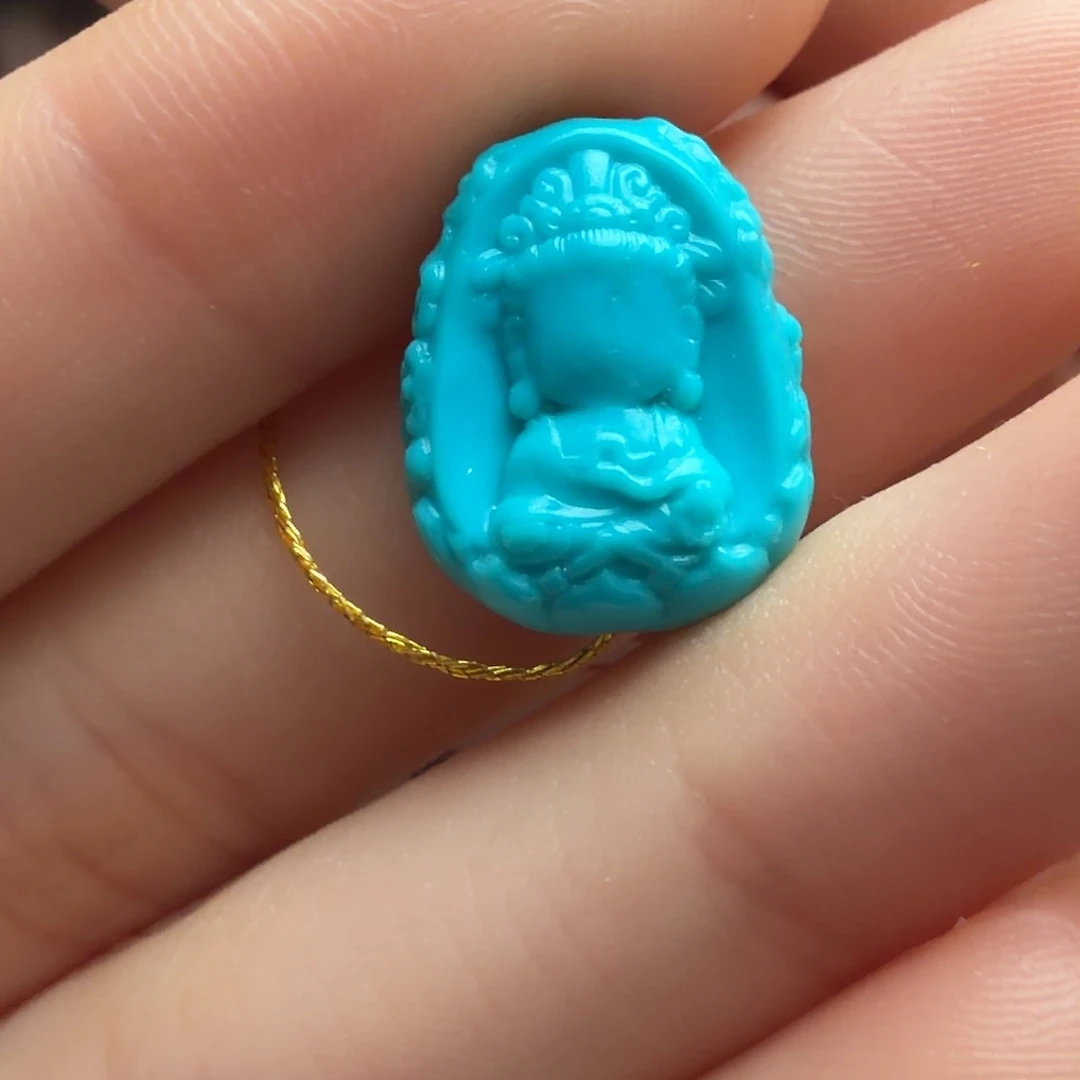 绿松石未镶嵌颈饰