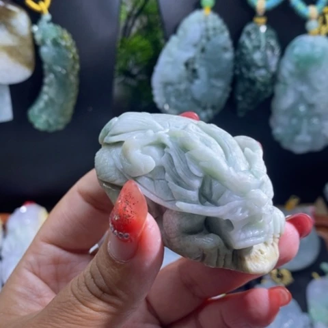 【闪购商品】颈饰未镶嵌翡翠龙龟