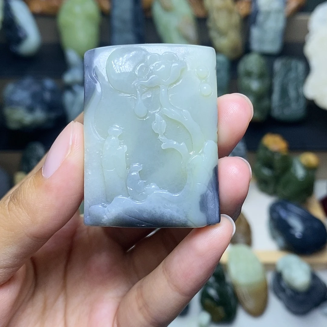 【闪购商品】颈饰未镶嵌和田玉剑*手