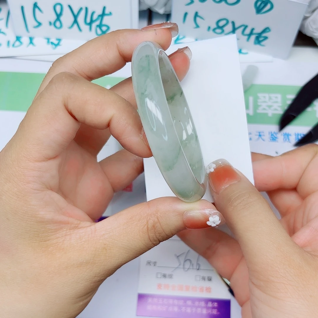 石英质玉手镯未镶嵌251/5657