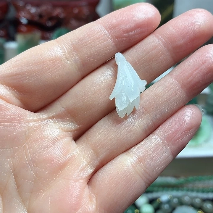 独山玉未镶嵌吊坠