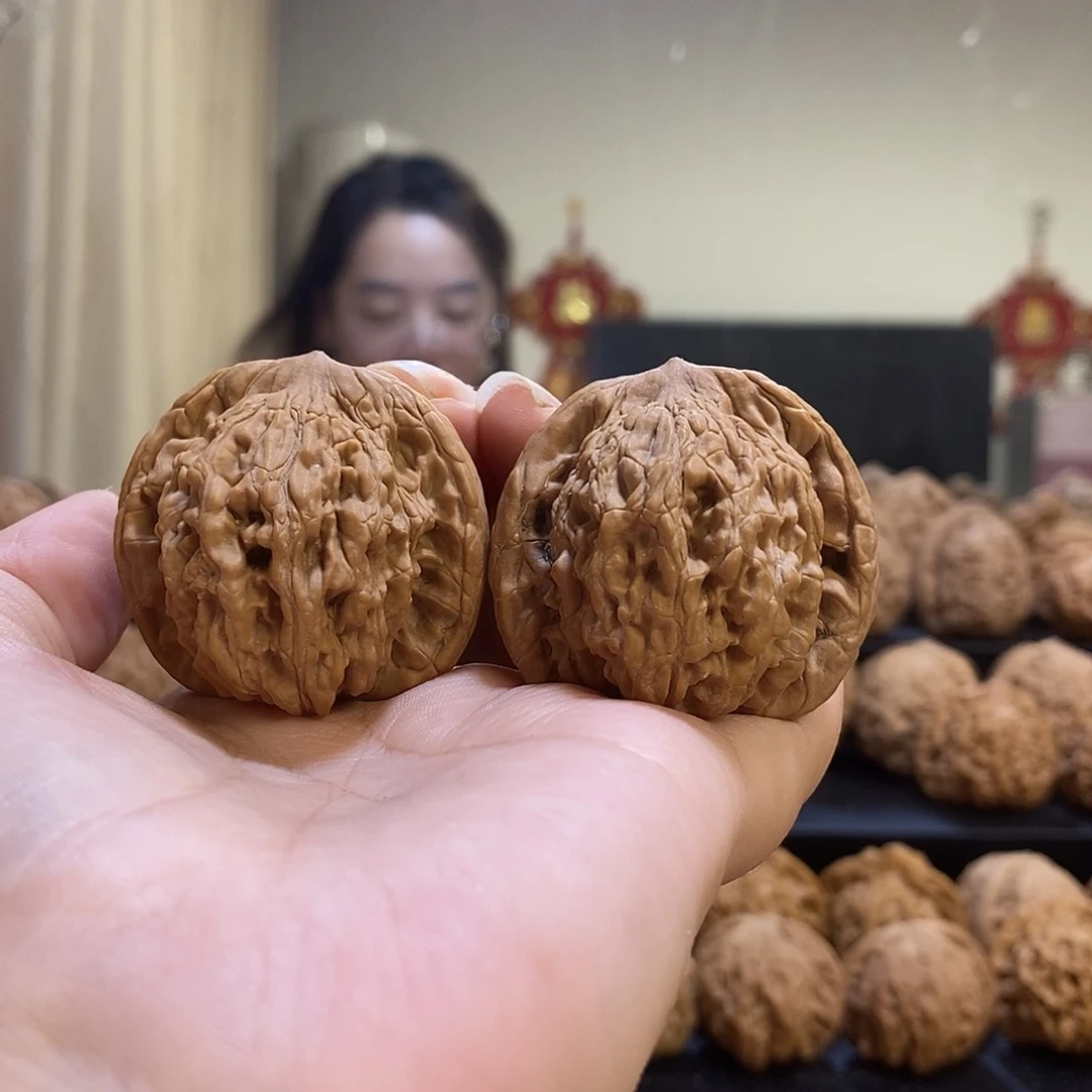 把件文玩核桃哈***$41麦虎