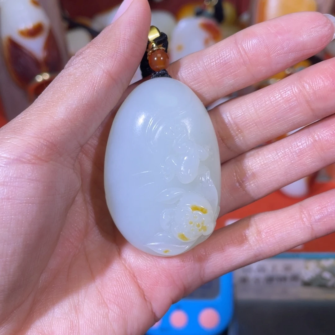 墨***。和田玉未镶嵌挂件