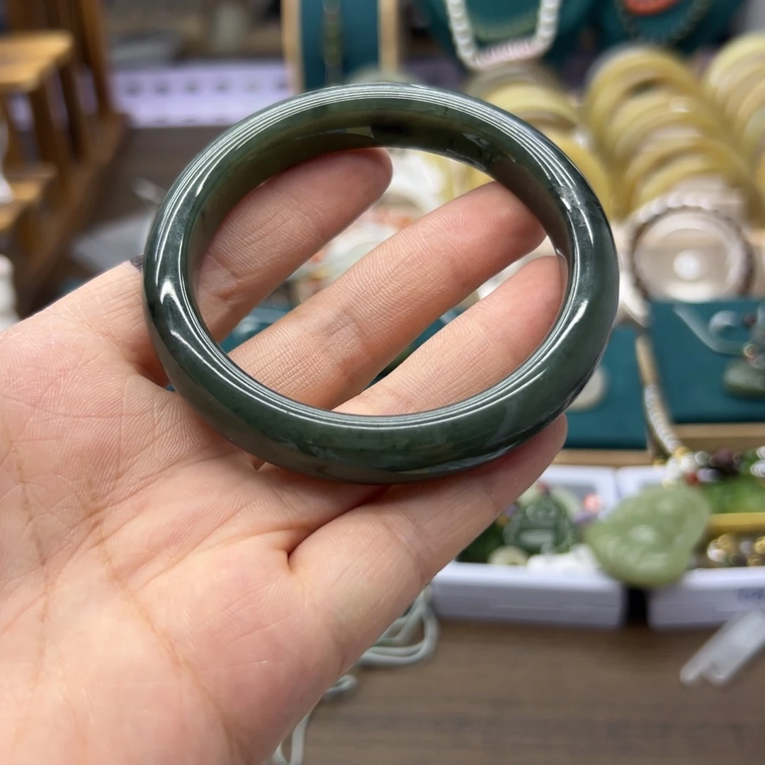 和田玉手镯未镶嵌59.5圈围105