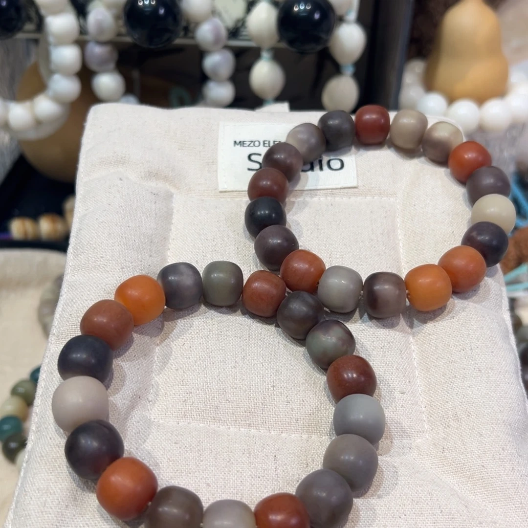 菩提根/象牙果吊坠魔法女巫卡14