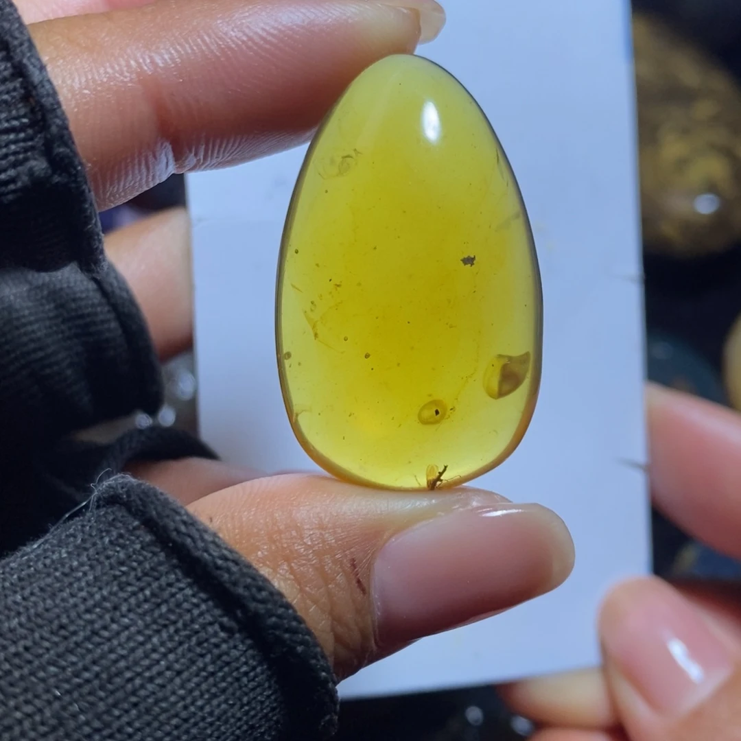 琥珀未镶嵌裸石活水胆